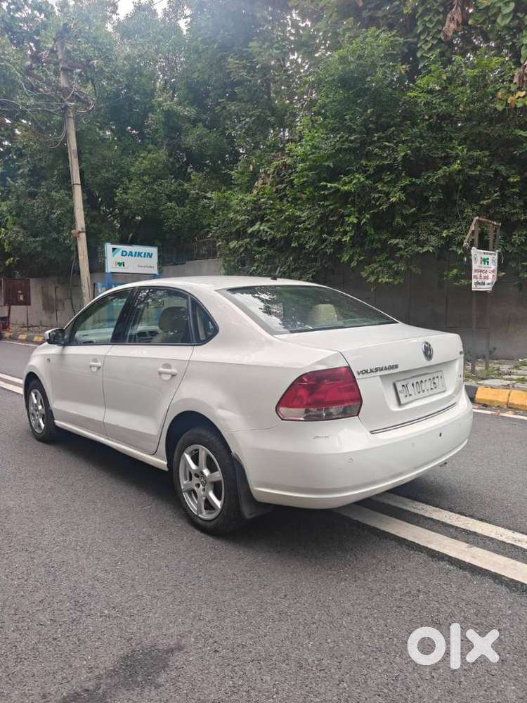 Volkswagen Vento Petrol Highline, 2013, Petrol