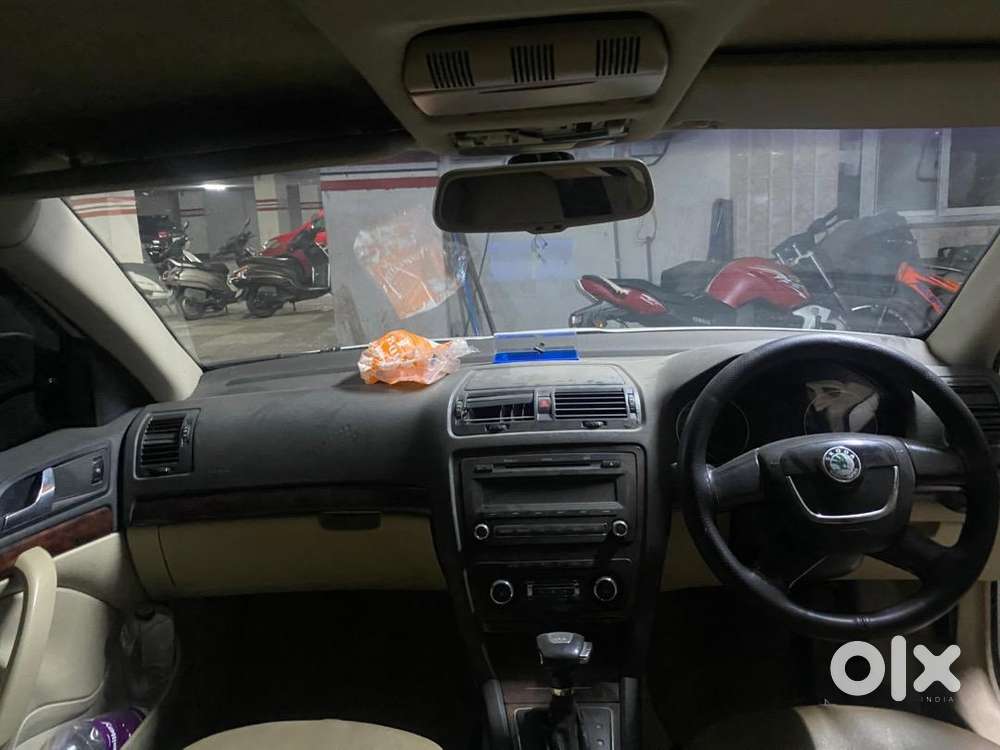 Skoda Laura 2011