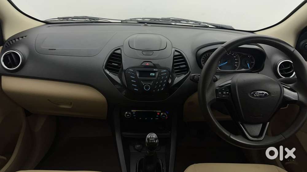 Ford Figo Aspire Titanium, 2016, Petrol