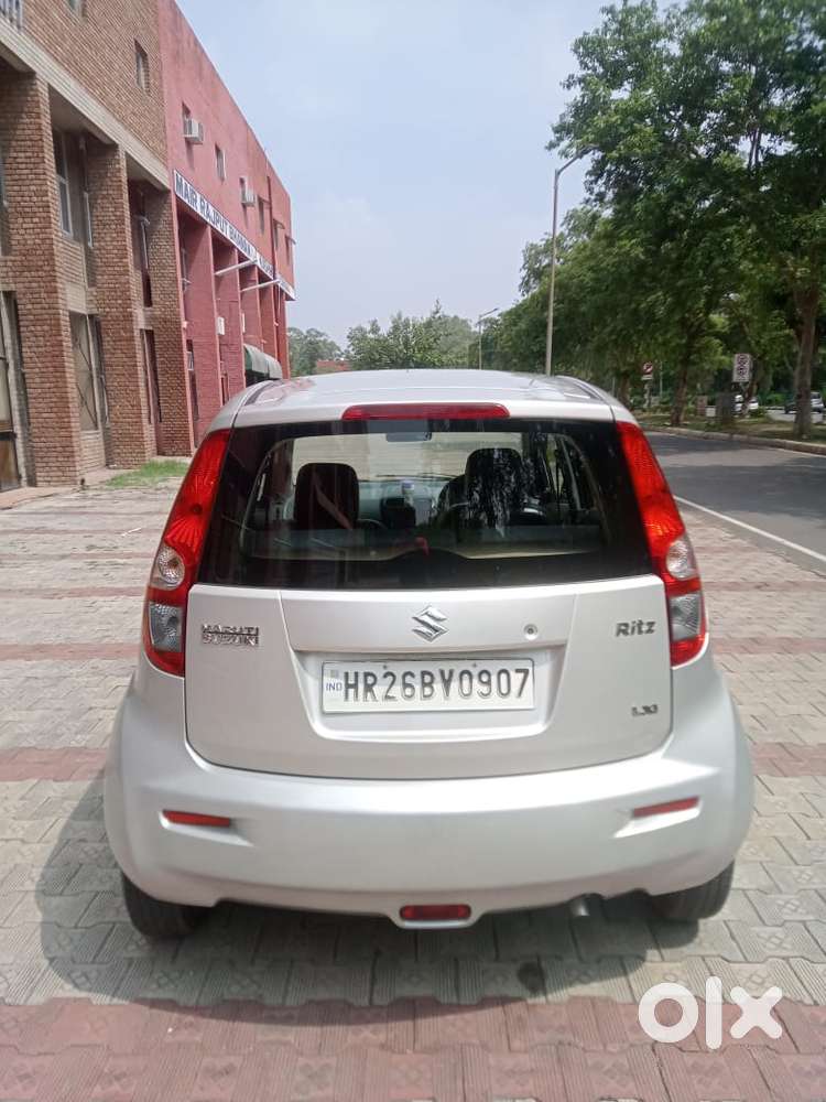 Maruti Suzuki Ritz Lxi, 2012, Petrol