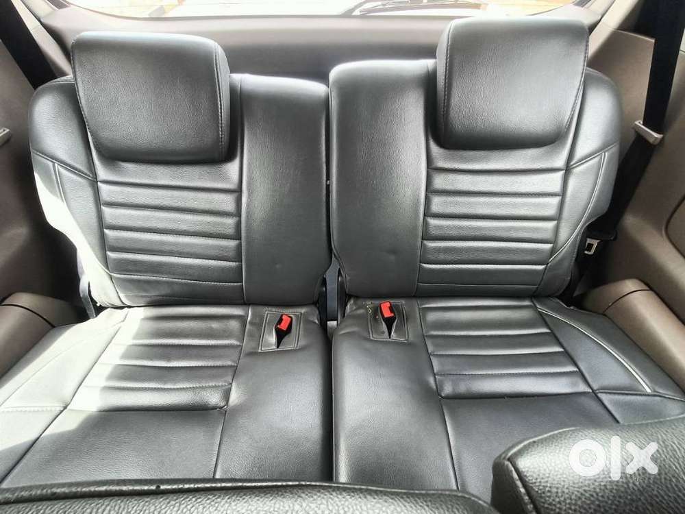 Toyota Innova 2.5 Gx 8 Seater Limited Edition, 2015, Diesel