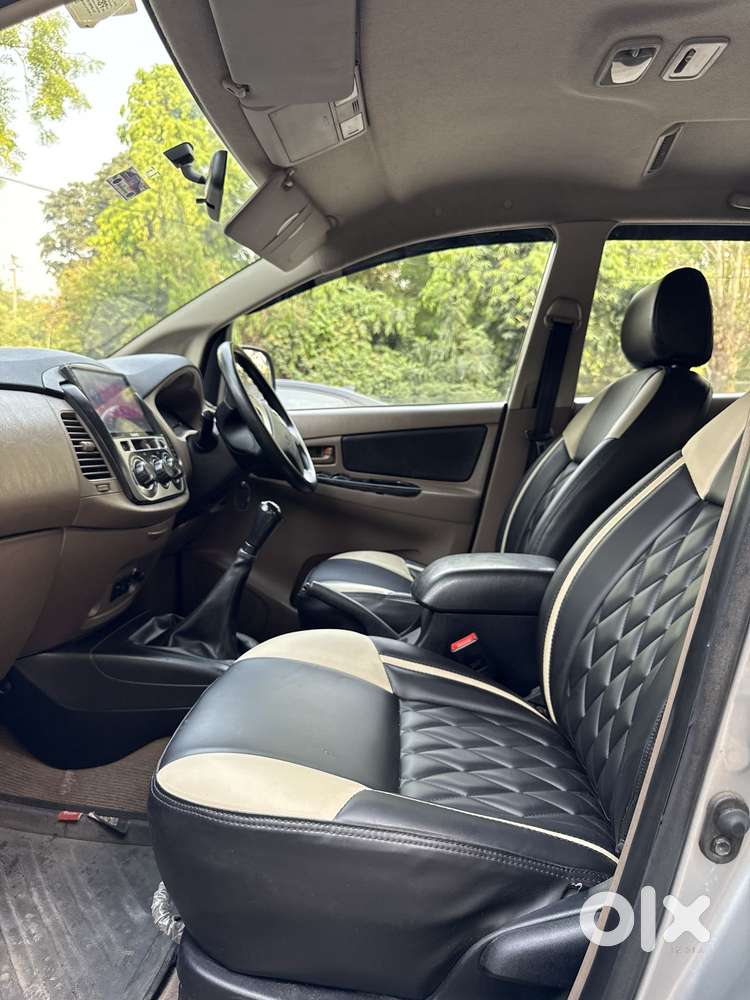 Toyota Innova 2.5 G (diesel) 8 Seater, 2016, Diesel