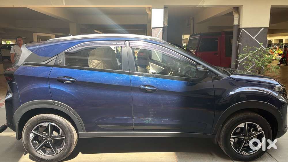 Tata Nexon Crt +s Petrol Amt 2026
