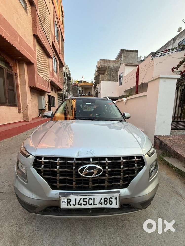 Hyundai Venue 2020 Petrol Good Condition