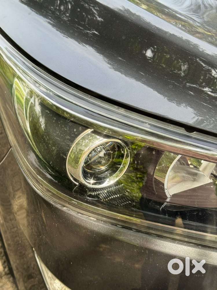 Toyota Innova Crysta 2017