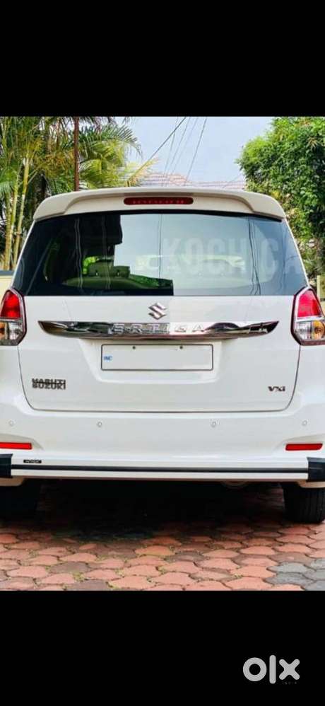 Maruti Suzuki Ertiga Vxi Shvs, 2017, Petrol