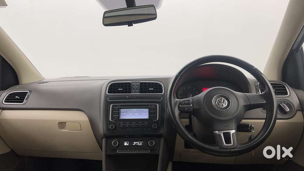 Volkswagen Vento 2010-2013 Petrol Highline, 2014, Petrol