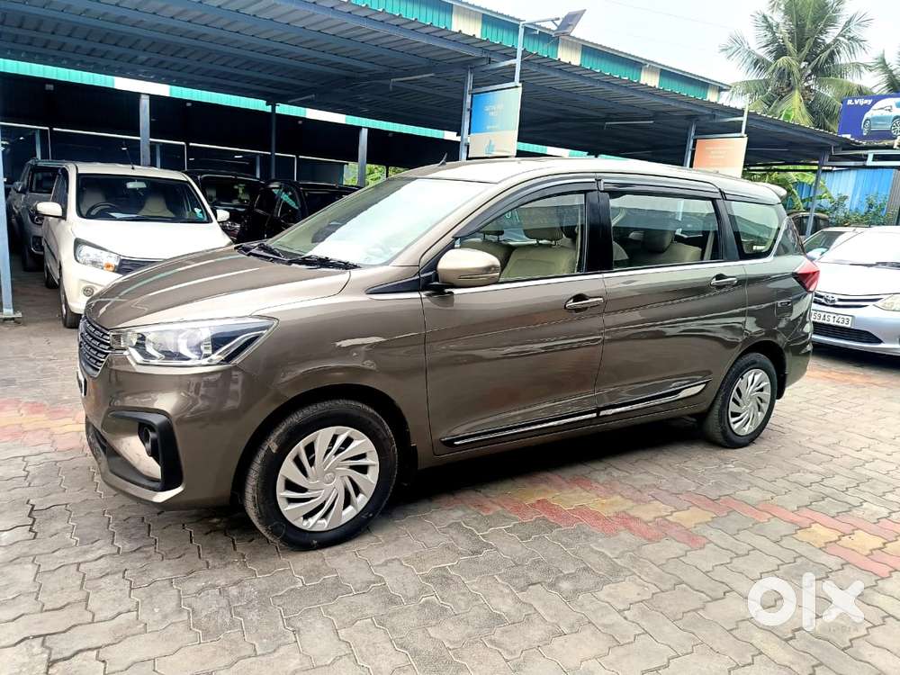 Maruti Suzuki Ertiga Vxi At Petrol, 2018, Petrol