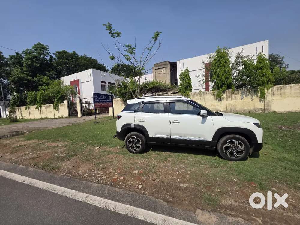 Jh01fn3452 New Breza Smart Hybrid Zxi+ Sunroof 2024 Mannual