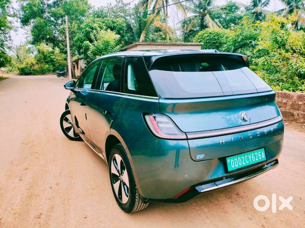 Mg Windsor Ev Essence, 2024, Electric