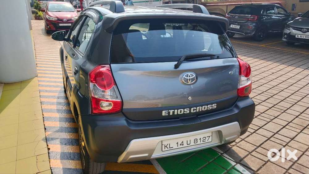 Toyota Etios Cross 2017 Petrol, Single Owner