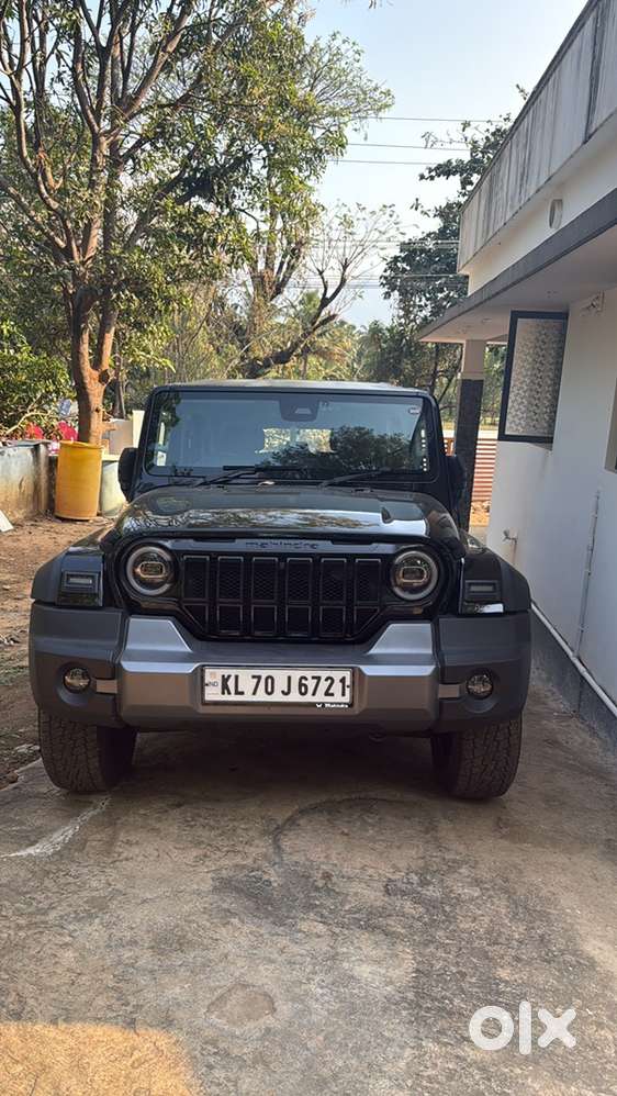 Mahindra Thar Roxx Ax7l 4*4 2026