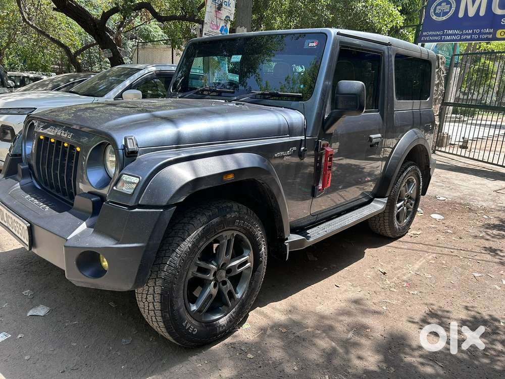 Mahindra Thar Petrol 2023