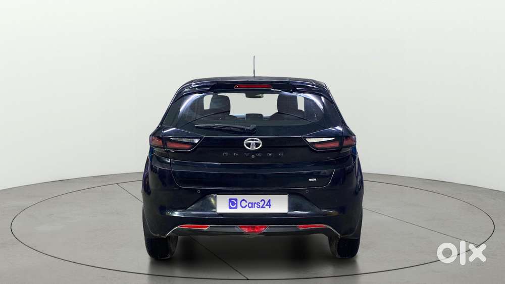 Tata Altroz 1.2 Xza Plus Dark Edition Dct, 2022, Petrol