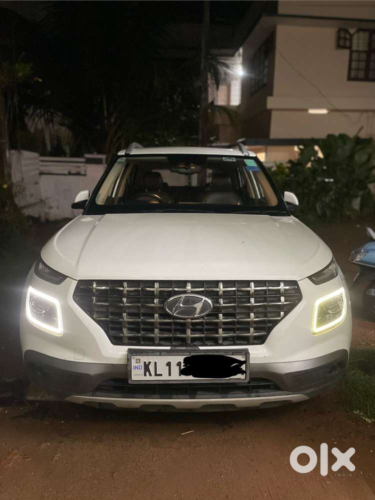 Hyundai Venue Petrol 2019