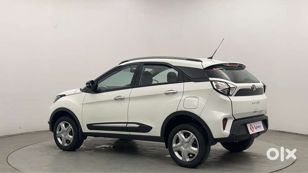 Tata Nexon 1.5 Revotorq Xm, 2022, Diesel