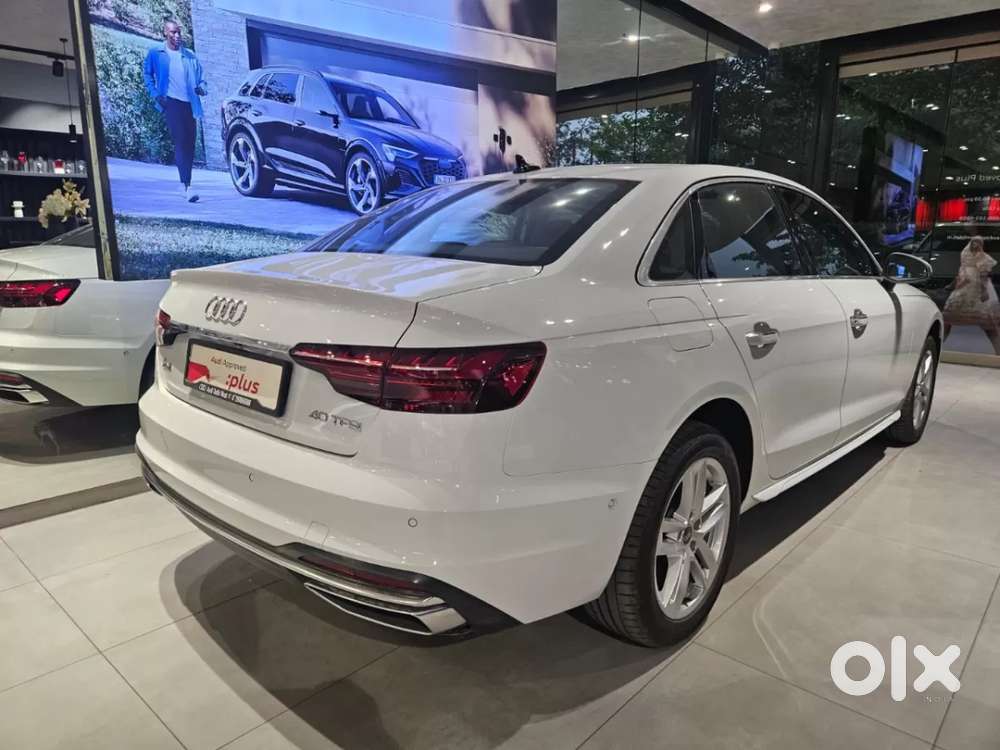 Audi A4 2.0 Technology 40 Tfsi, 2025, Petrol