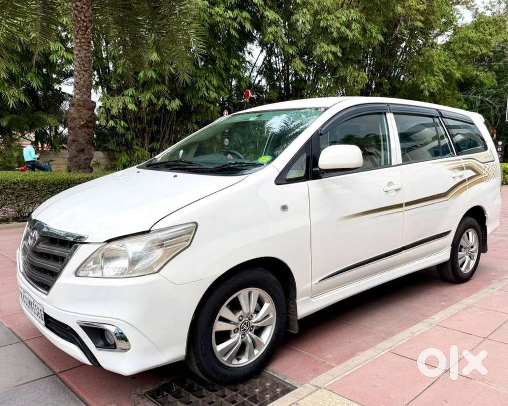 Toyota Innova 2.5 G (diesel) 7 Seater, 2015, Diesel