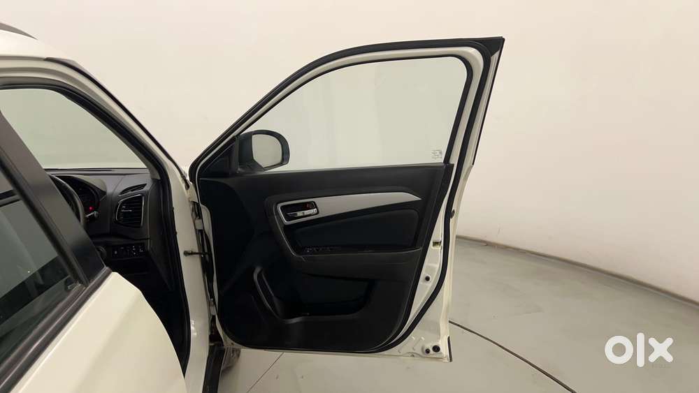 Maruti Suzuki Vitara Brezza 1.5 Zxi Plus At, 2021, Petrol
