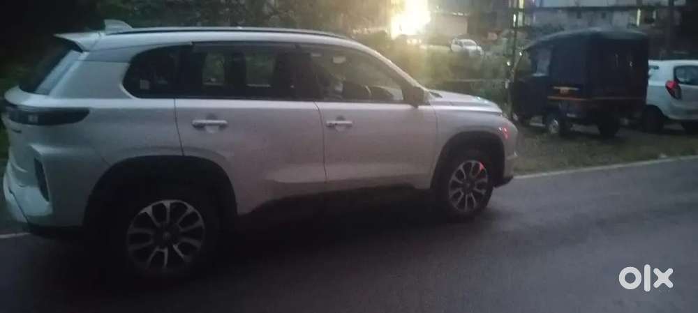 Maruti Suzuki Vitara 2024 Hybrid With Alloy Wheels