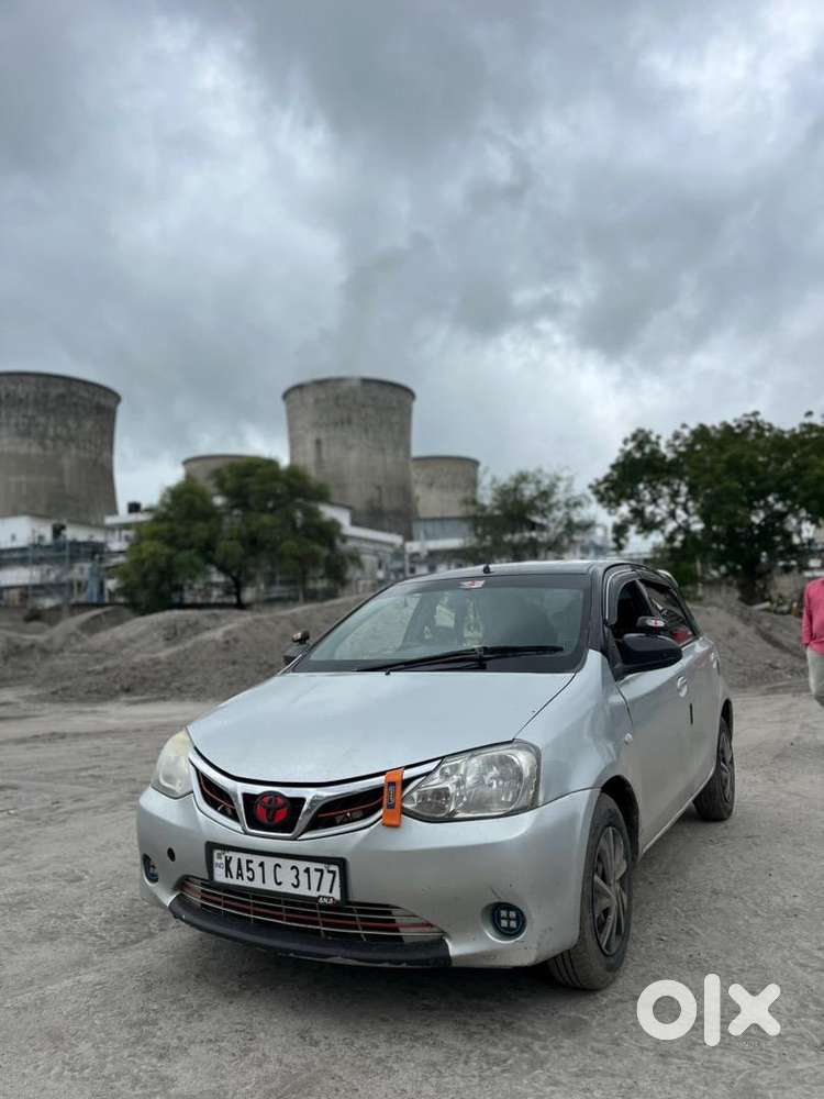 Toyota Etios Liva 2015 Diesel 300000 Km Driven