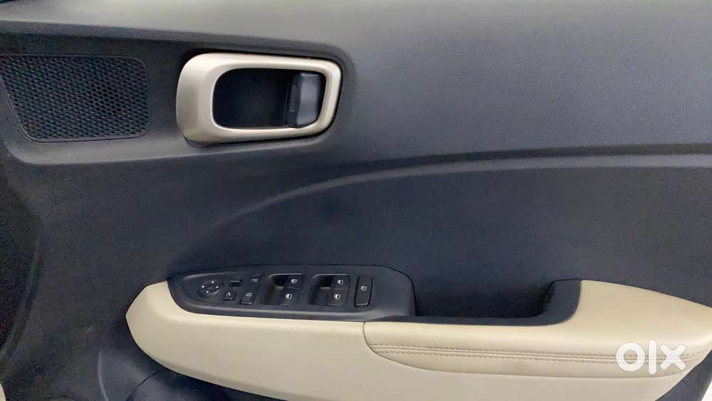 Hyundai Venue Sx Dual Tone Turbo, 2019, Petrol