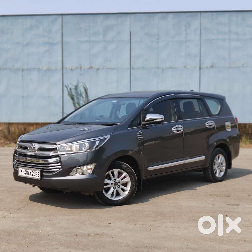 Toyota Innova Crysta 2016 Diesel Well Maintained