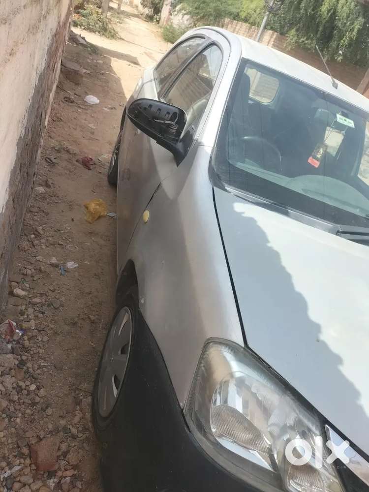 Toyota Etios Liva 2012