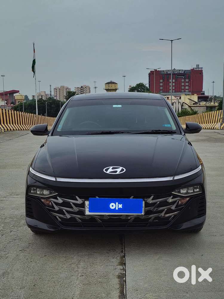 Hyundai Verna 1.5 Mpi Mt Sx (o), 2024, Petrol