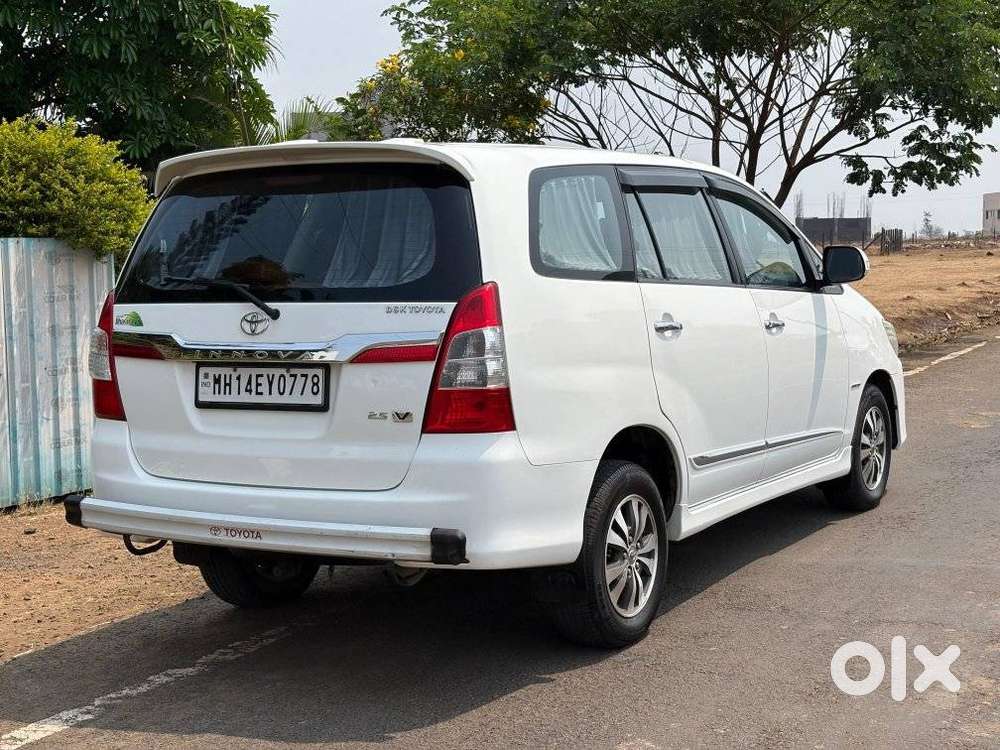 Toyota Innova 2.5 V 8 Str, 2015, Diesel