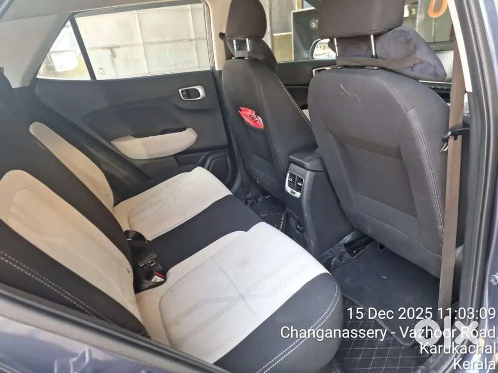 Well Maintained Well Serviced Car 2022 Model Hyundai Venue Car