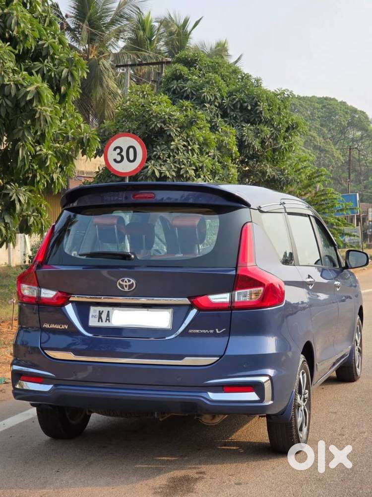 Toyota Rumion V Mt, 2024, Petrol