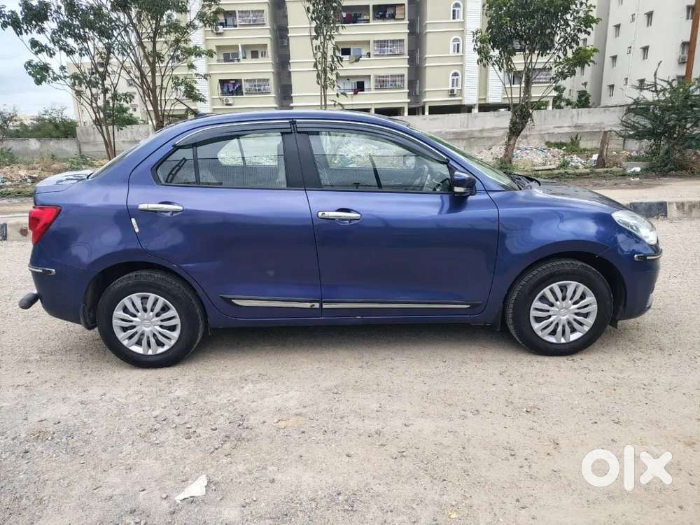 Maruti Suzuki Swift Dzire Vxi, 2022, Petrol