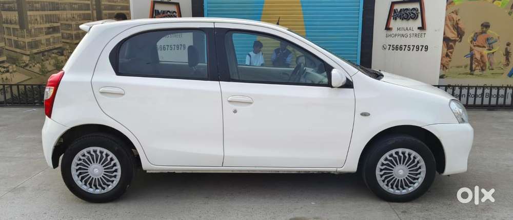 Toyota Etios Liva 2014-2016 G, 2014, Petrol