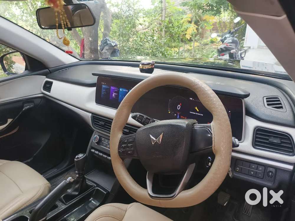 Mahindra Xuv700 2022 Petrol Good Condition