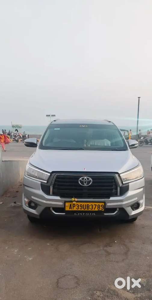 Toyota Innova Crysta 2017 Diesel 171000 Km Driven