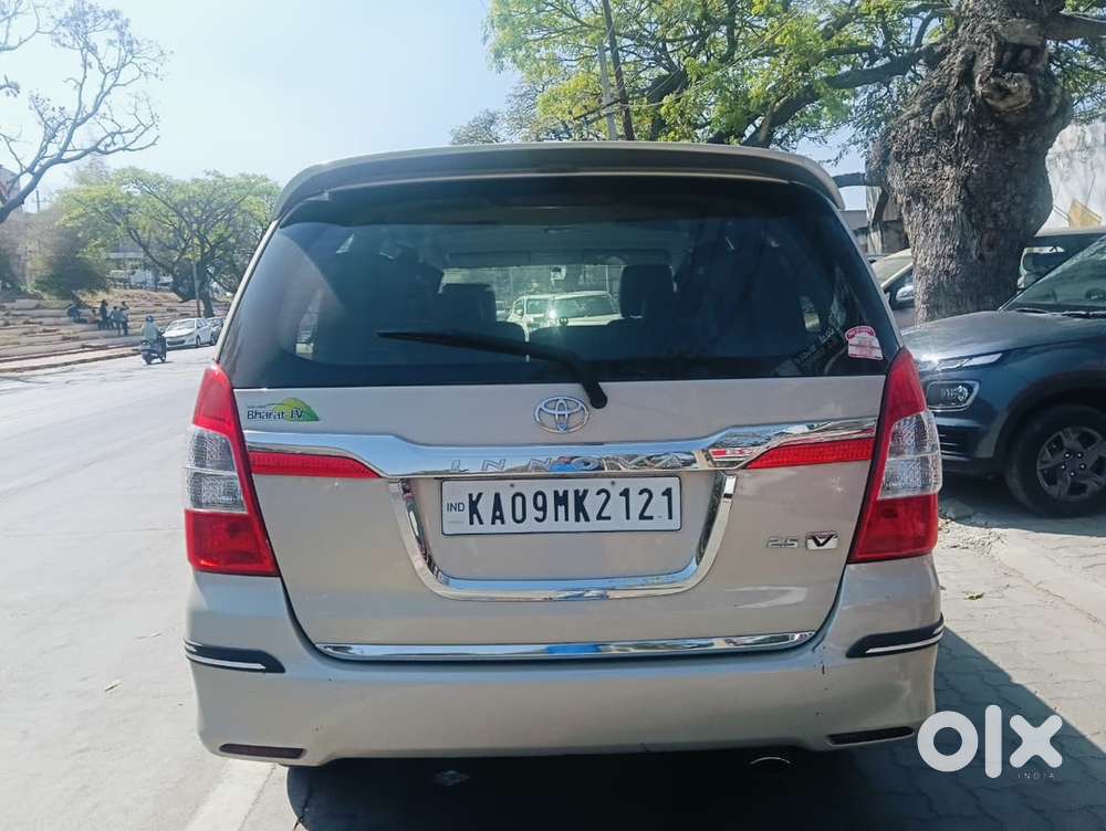 Completely Showroom Maintenance