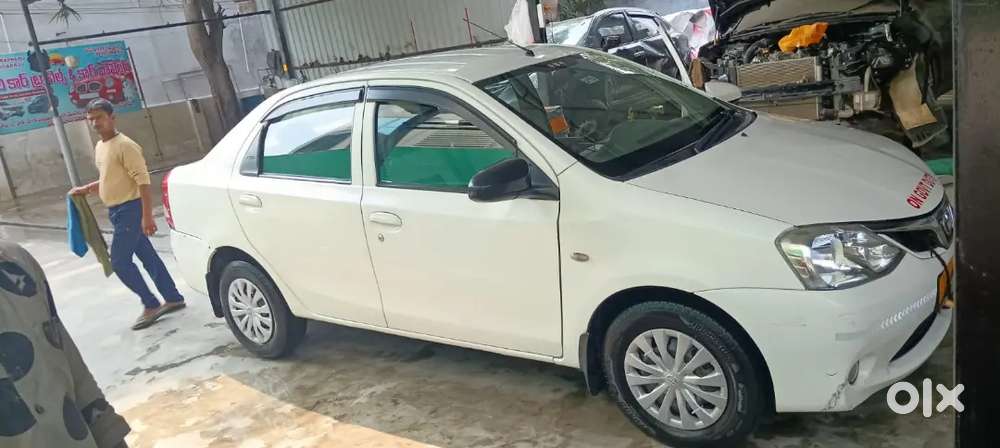 Full Condition,tyresb75%