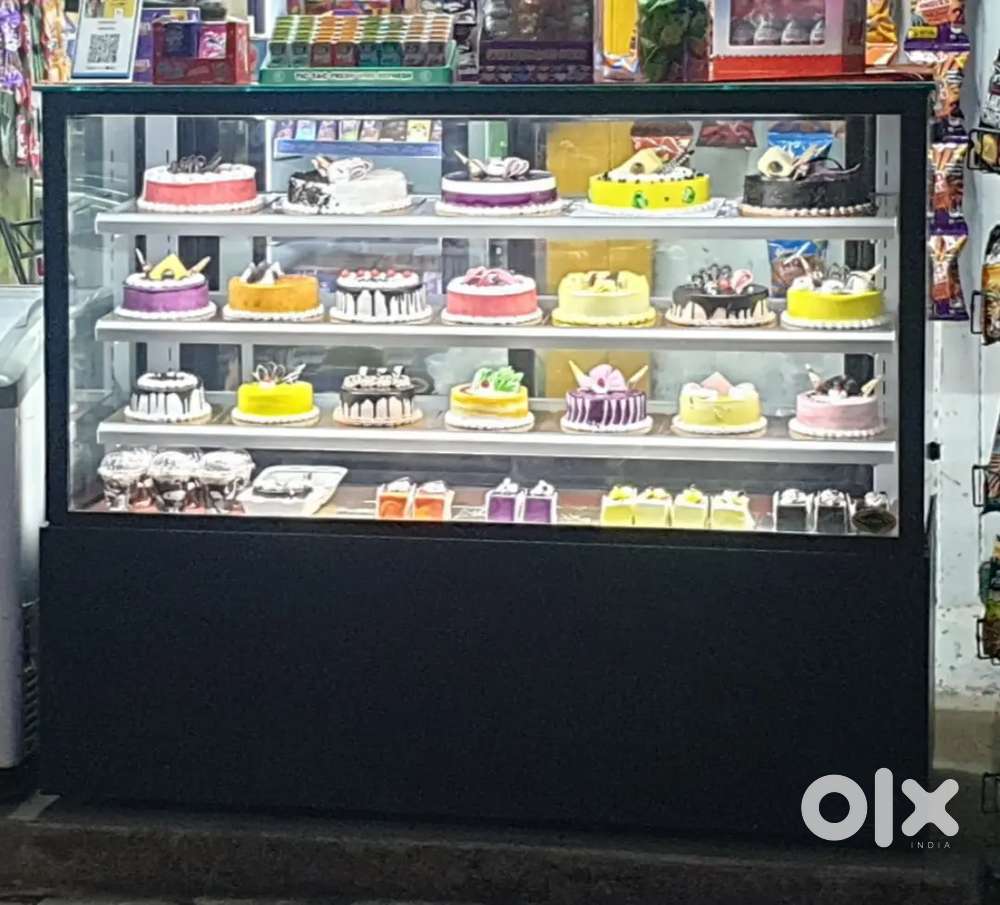 Cake Pastry Display Counter