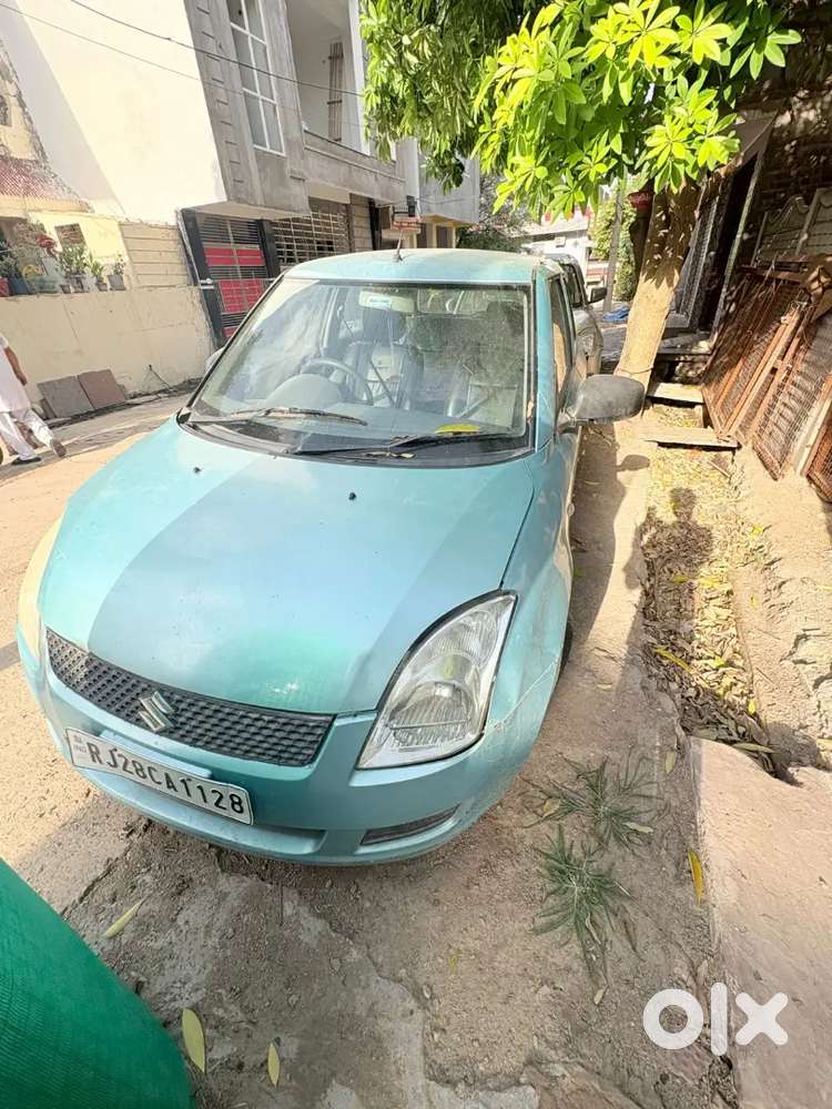 Maruti Suzuki Swift 2009 Petrol 90000 Km Driven