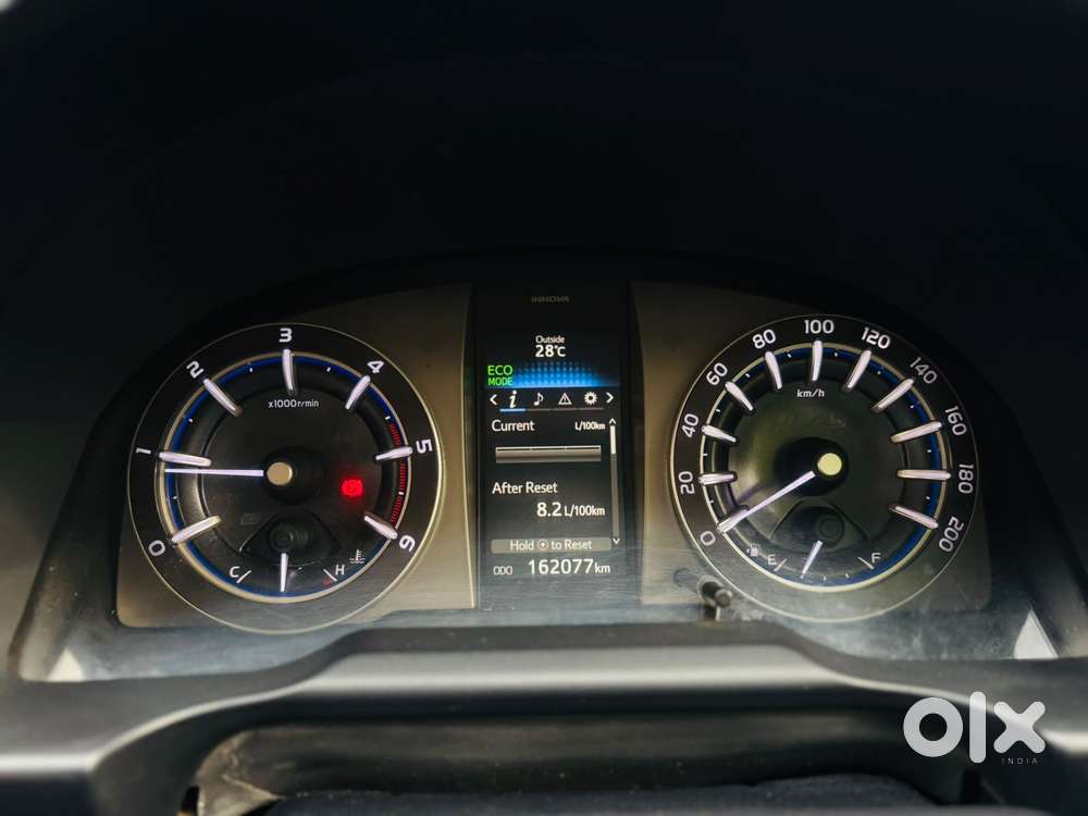 Toyota Innova Crysta 2.4 V, 2017, Diesel