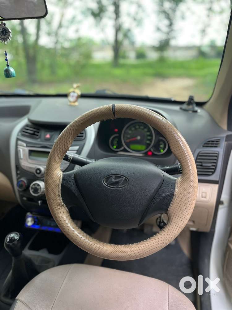 Hyundai Eon 1.0 Magna 2015