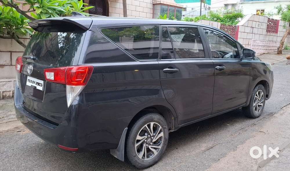 Toyota Innova Crysta Auto Diesel 75000 Km Driven