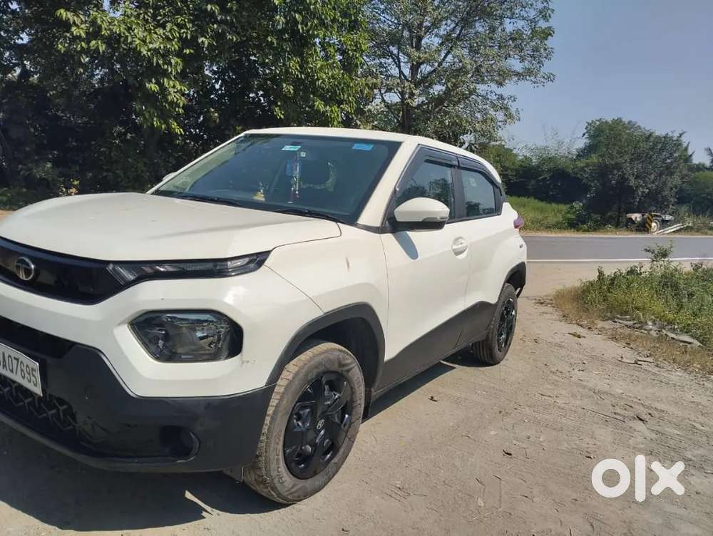 Tata Punch Revotron 2024 Adventure