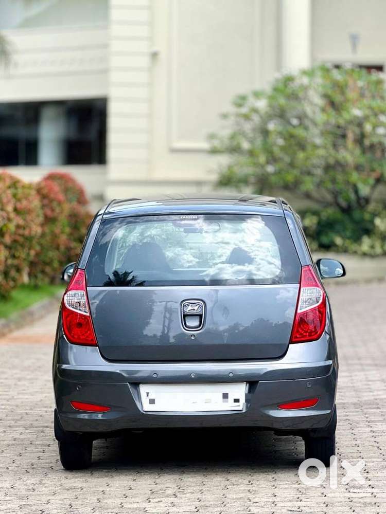 Hyundai I10 Sportz, 2012, Petrol