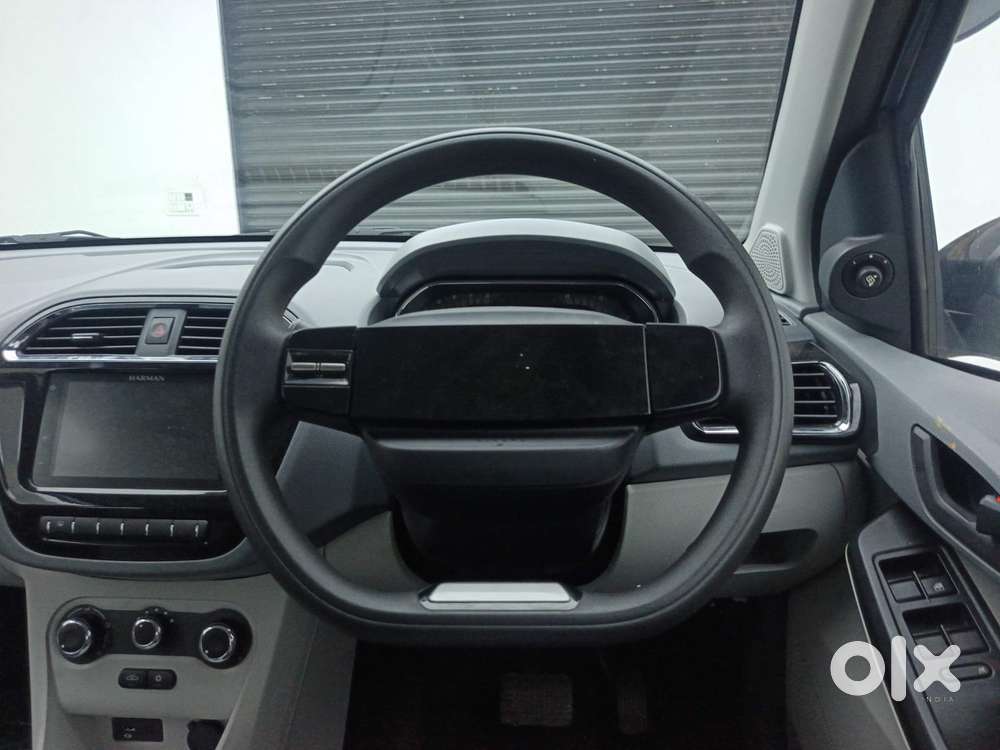 Tata Tiago 1.2 Revotron Xta, 2025, Petrol