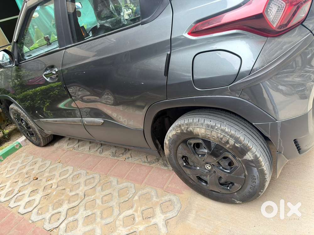 Tata Punch Petrol 2023