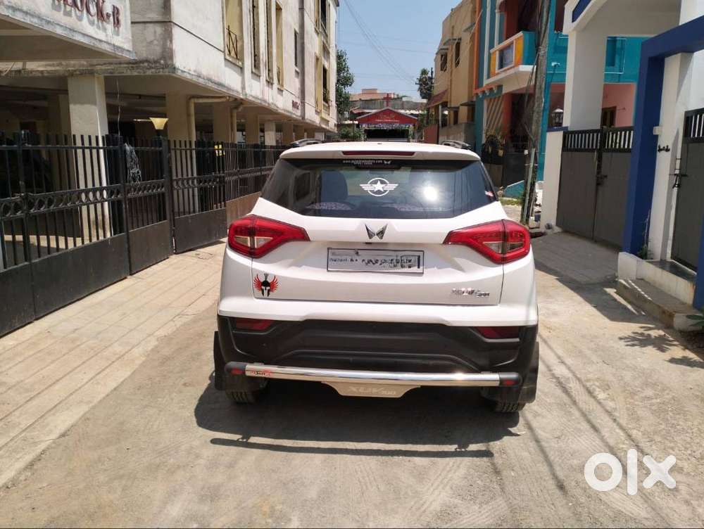 2024 Mahindra Xuv300 W4 Turbo Petrol (single Owner)