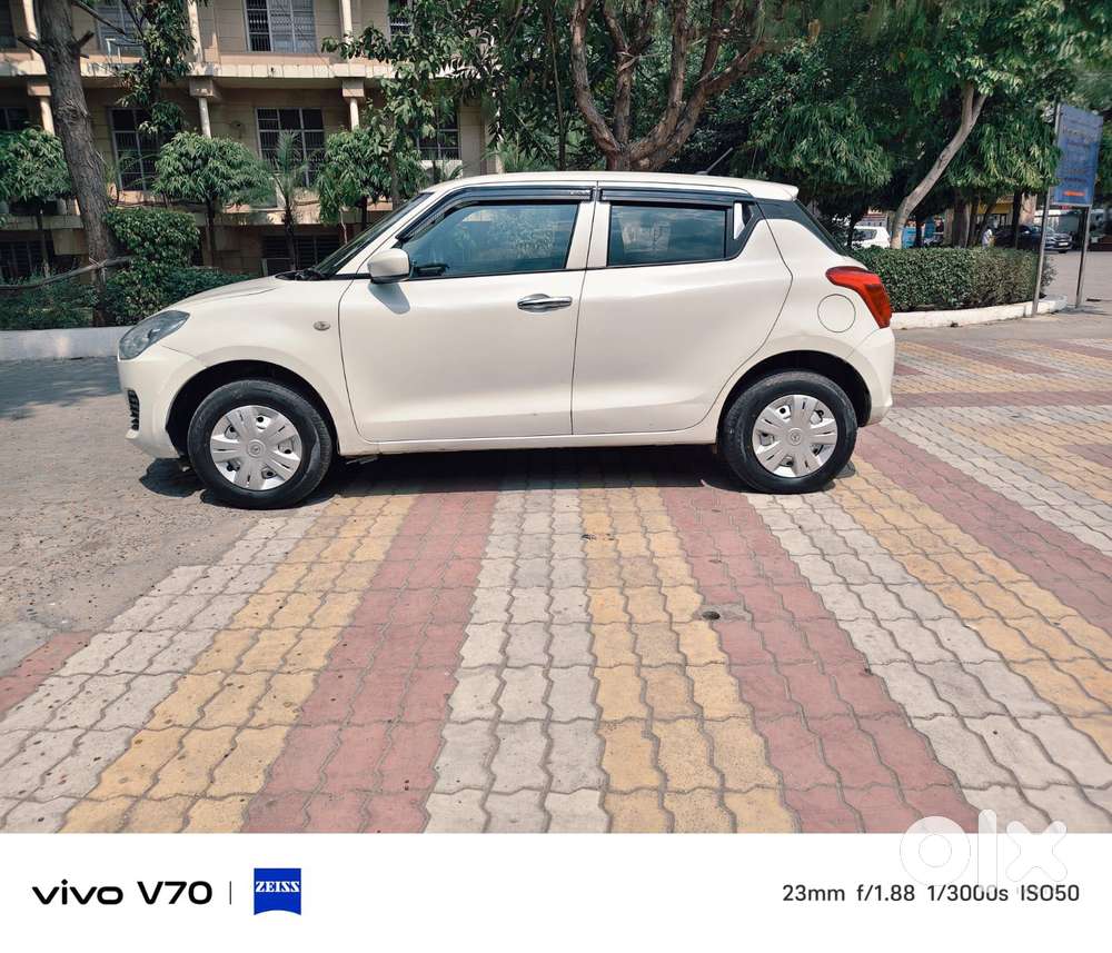 Maruti Suzuki Swift Vvt Lxi, 2021, Petrol
