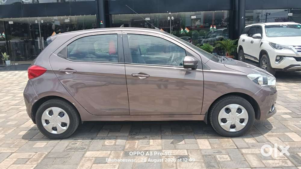 Tata Tiago Xz, 2017, Petrol